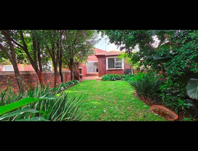 2 BEDROOM PROPERTY TO RENT IN WELTEVREDEN PARK